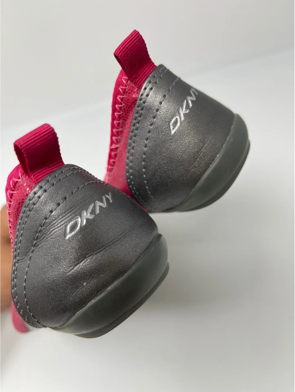 DKNY Womens Pink Metallic Grey Ballet Flats Knot Toe Elastic Comfort Shoes 5.5